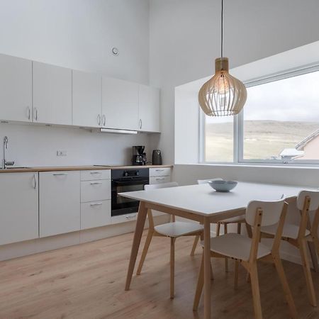 Studio Apartments Close To Airport Mithvagur Eksteriør billede