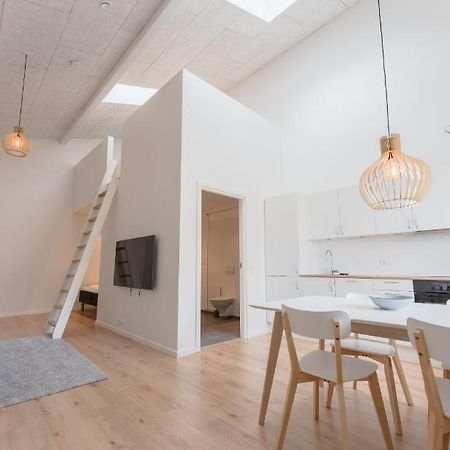 Studio Apartments Close To Airport Mithvagur Eksteriør billede